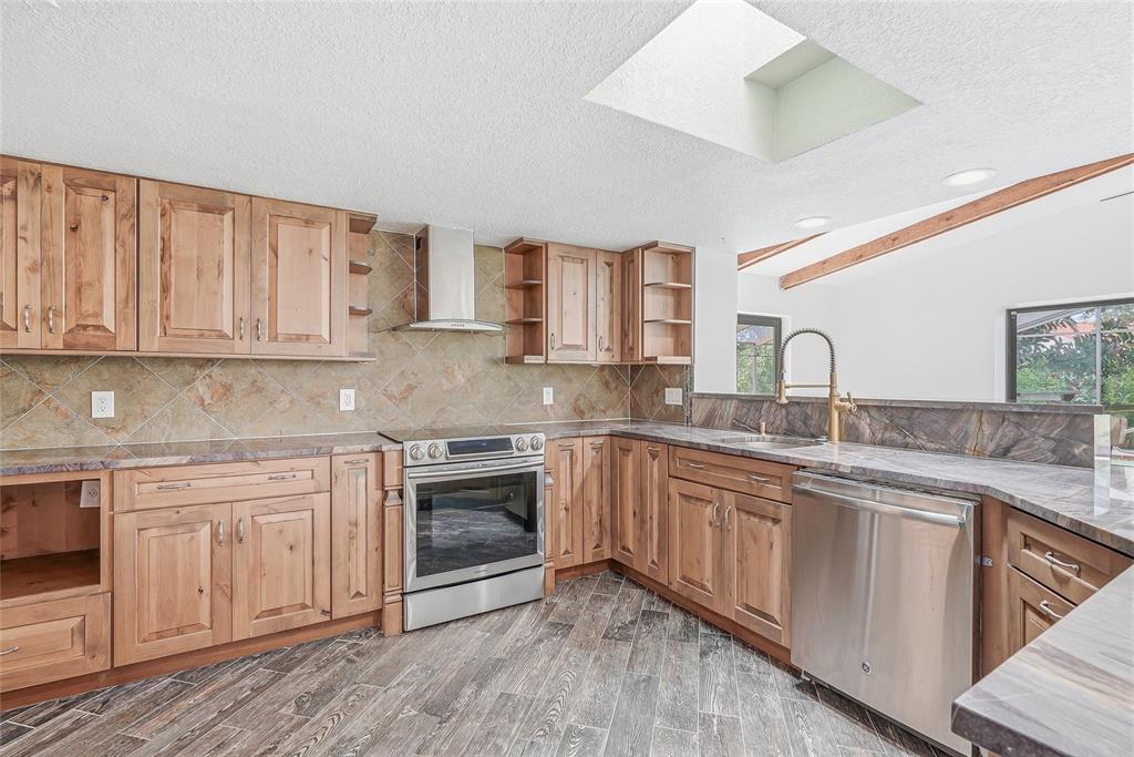 4509 Mitcher Road New Port Richey, FL 34652 - Photo 17 of 38 Gallery Image 17