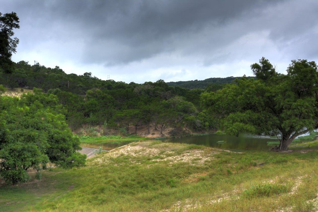 659 B Town Creek Road Kerrville, TX 78028 - Photo 25 of 26