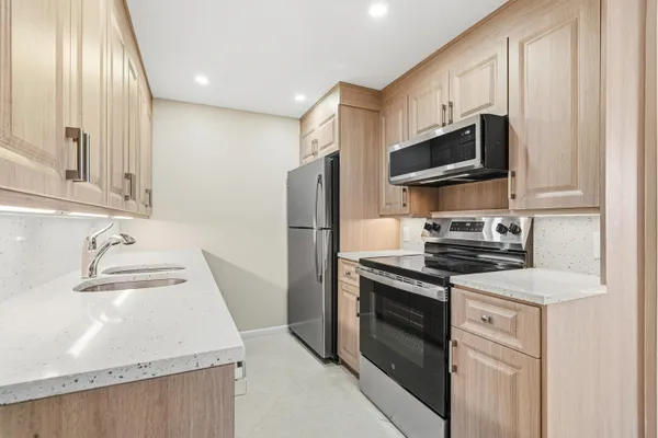 $1,650 | 4067 Yarmouth C, Boca Raton, FL 33434