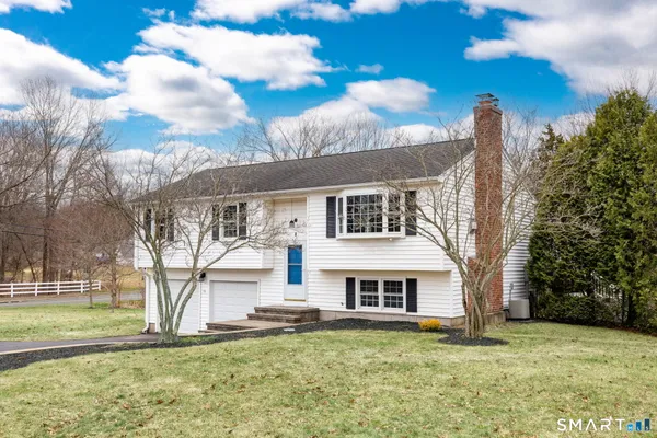 $389,900 | 8 Still Field Road, Manchester, CT 06040