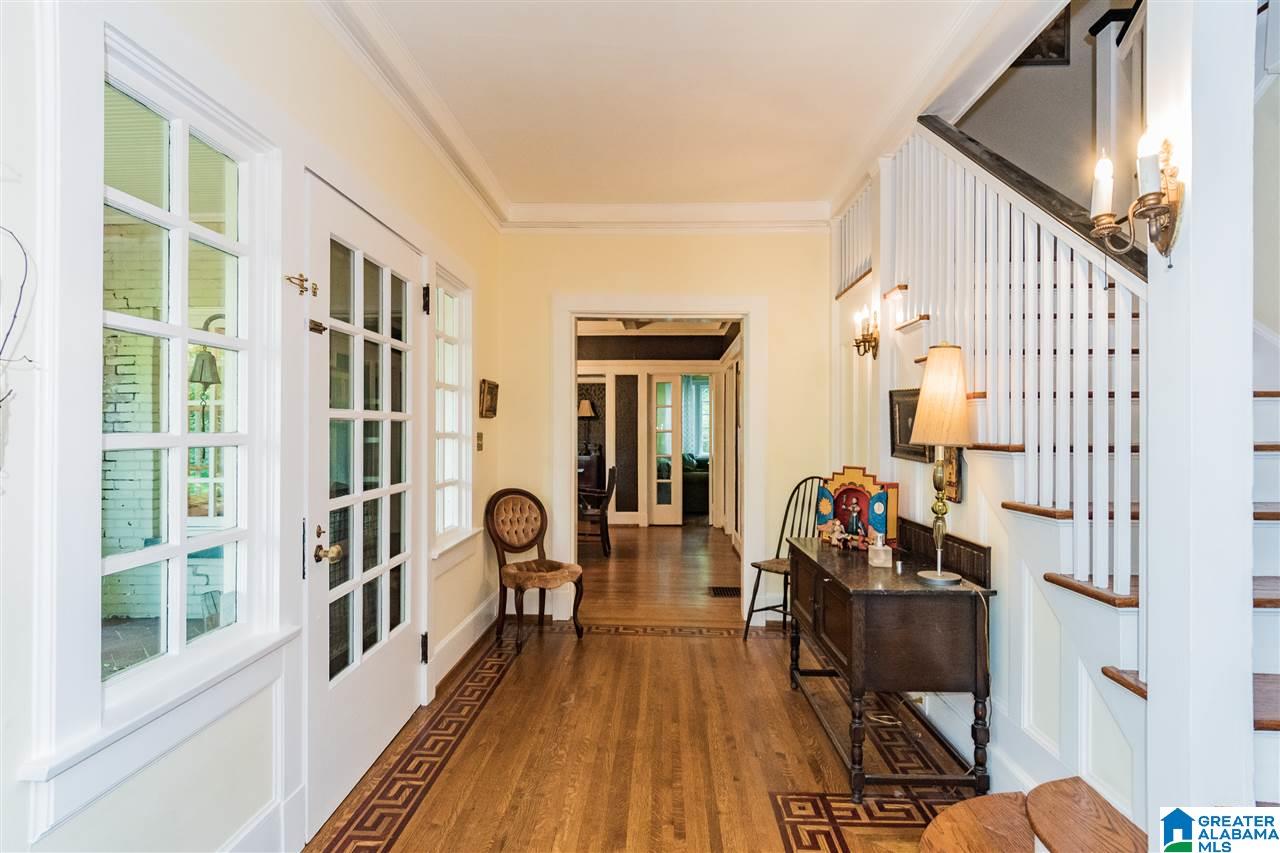 4337 Cliff Road Birmingham, AL 35222 - Photo 3 of 39