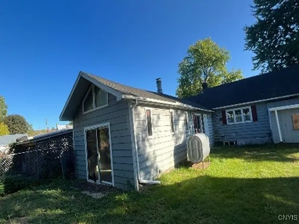$135,600 | 7 River Street, Morrisonville, NY 12962