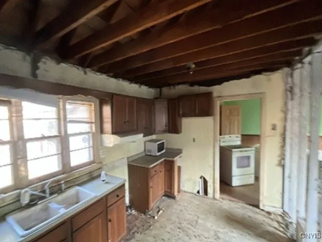 $158,100 | 7 River Street, Morrisonville, NY 12962