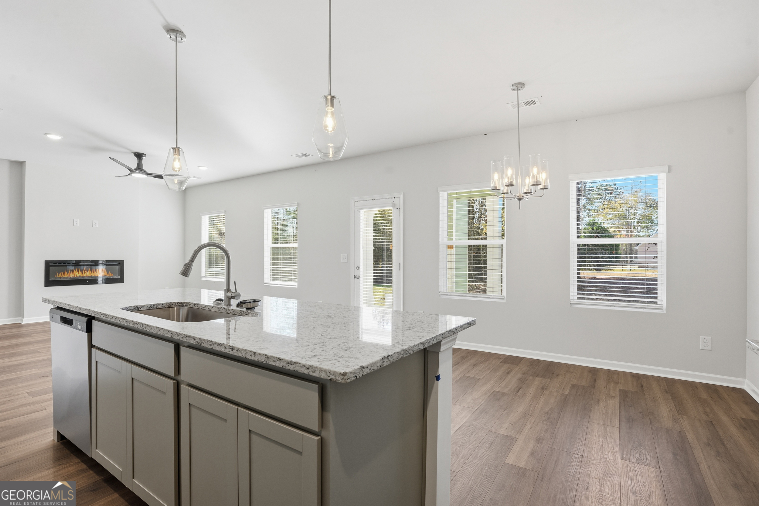 144 Post Oak Drive, Unit 137 Jackson, GA 30233 - Photo 5 of 29