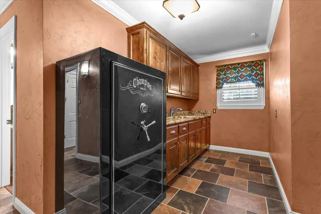 a view of a storage & utility room