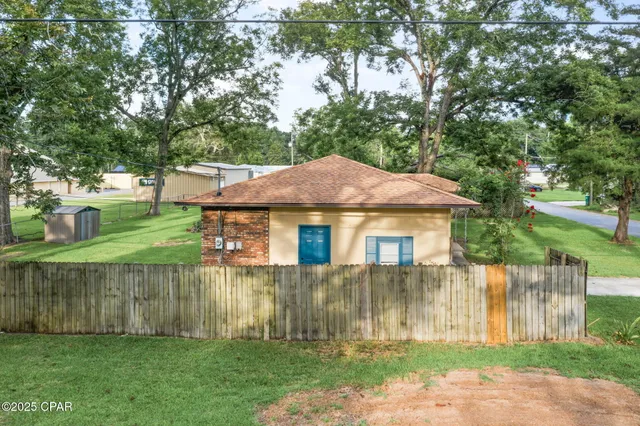 $159,999 | 1282 Holley Avenue, Chipley, FL 32428