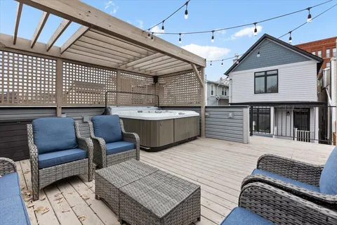 $1,650,000 | 2514 West Moffat Street, Chicago, IL 60647