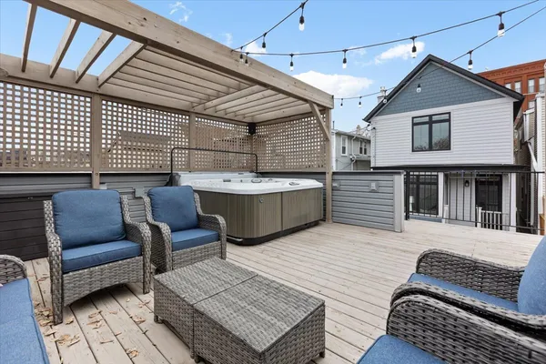 $1,650,000 | 2514 West Moffat Street, Chicago, IL 60647