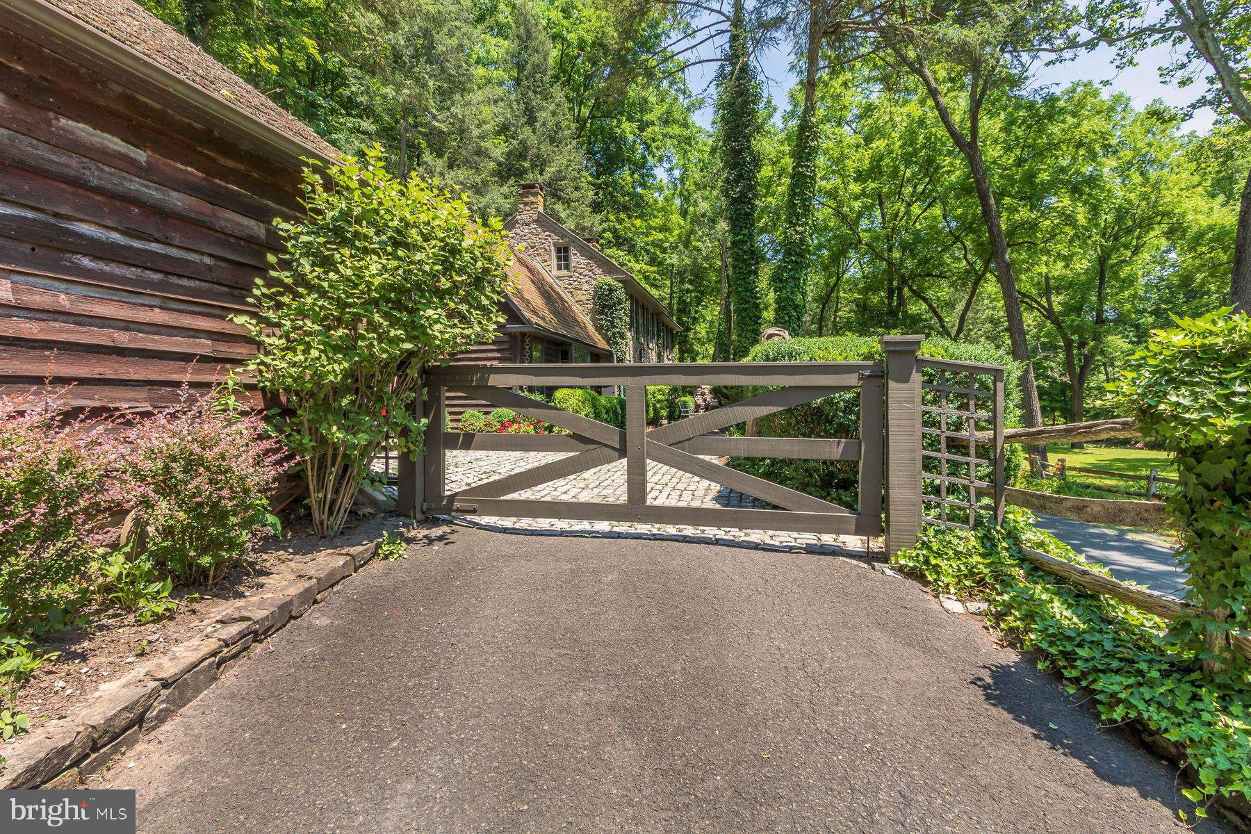6325 Fleecydale Road Doylestown, PA 18902 - Photo 11 of 69