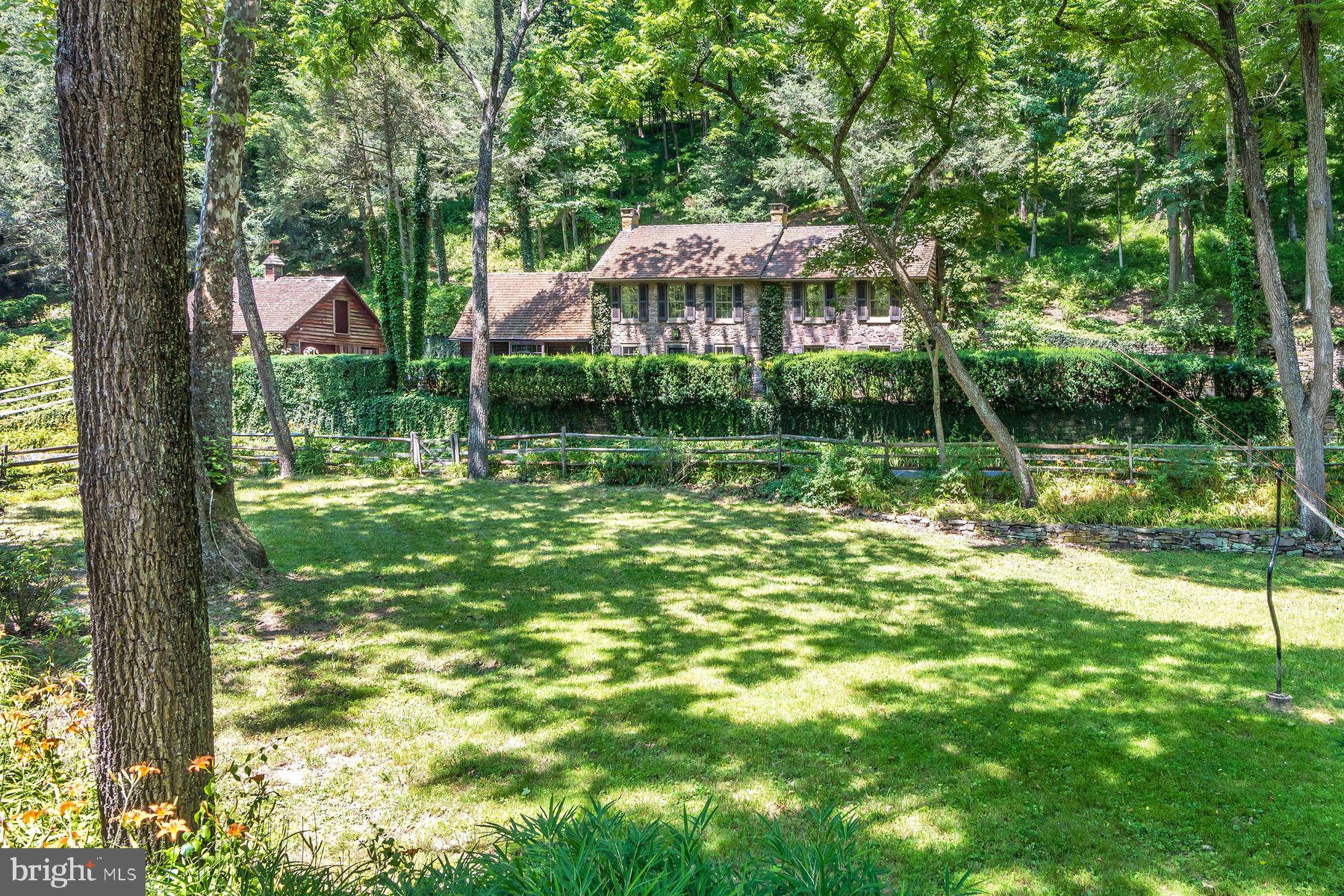6325 Fleecydale Road Doylestown, PA 18902 - Photo 9 of 69