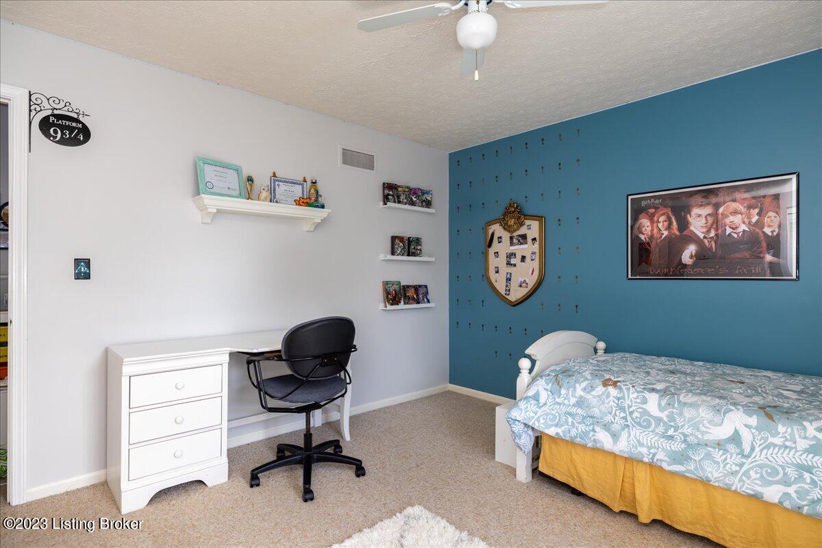 5911 Apache Road Louisville, KY 40207 - Photo 42 of 57 5911 Apache Rd