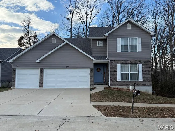 $379,000 | 1117 Austin Drive, Herculaneum, MO 63048