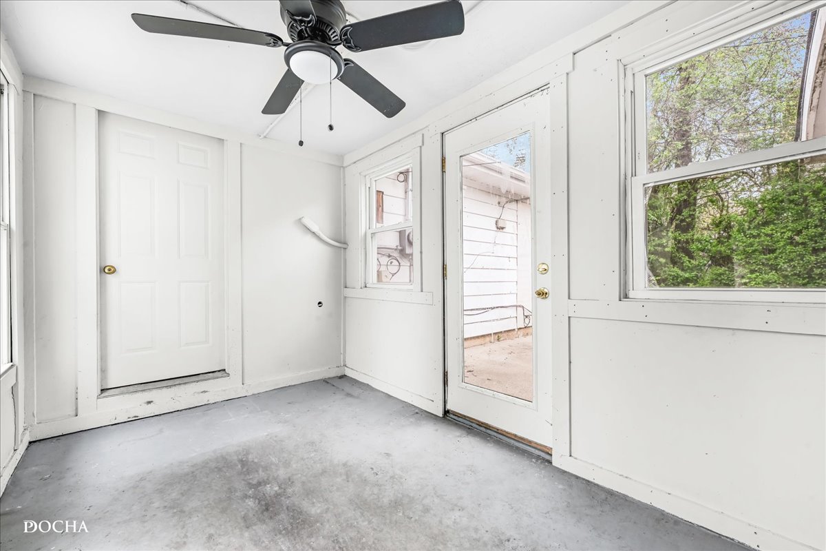 950 North Brainard Street Naperville, IL 60563 - Photo 19 of 23