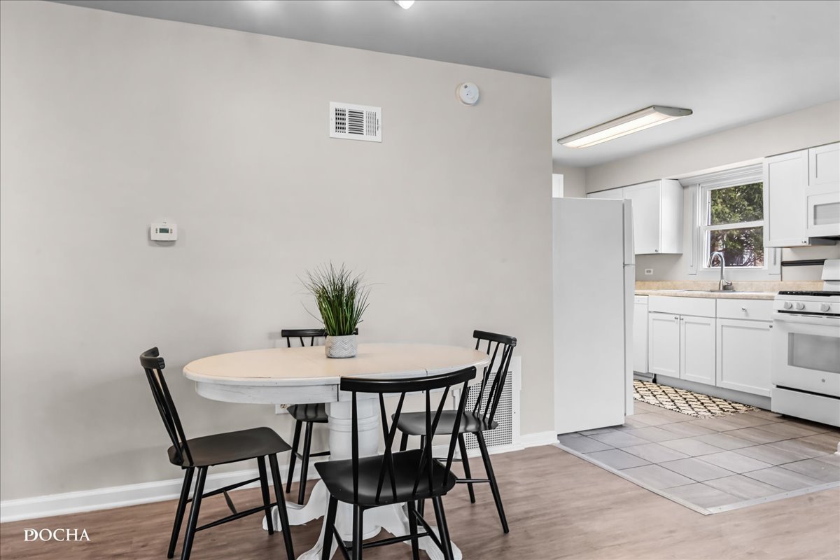 950 North Brainard Street Naperville, IL 60563 - Photo 5 of 23