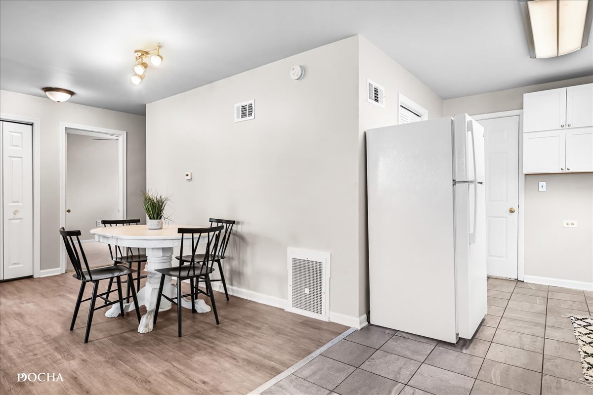 950 North Brainard Street Naperville, IL 60563 - Photo 7 of 23