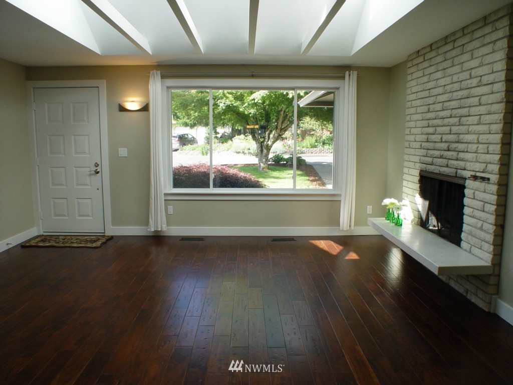 13019 Southeast 188th Place Renton, WA 98058 - Photo 7 of 15 Gallery Image 7