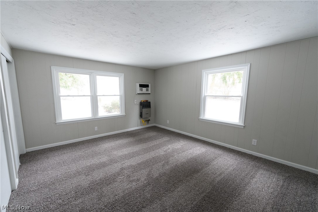 1599 Ivydale Road Cleveland, OH 44118 - Photo 15 of 34