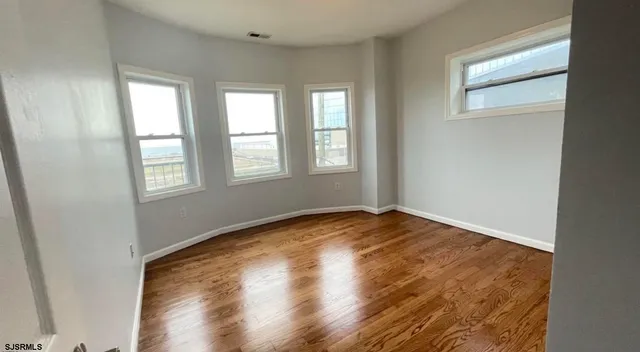 $2,500 | 222 South Rhode Island Avenue, Unit 5, Atlantic City, NJ 08401