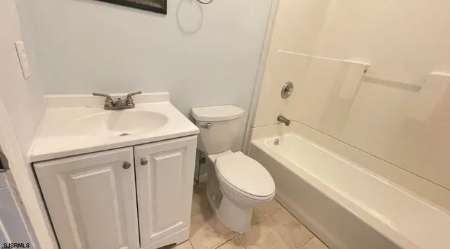 $2,500 | 222 South Rhode Island Avenue, Unit 5, Atlantic City, NJ 08401