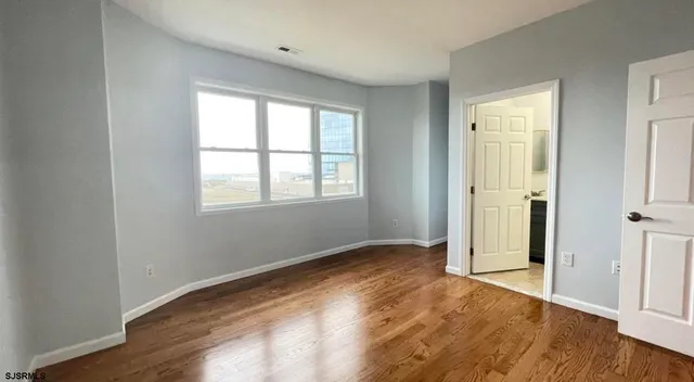 $2,500 | 222 South Rhode Island Avenue, Unit 5, Atlantic City, NJ 08401