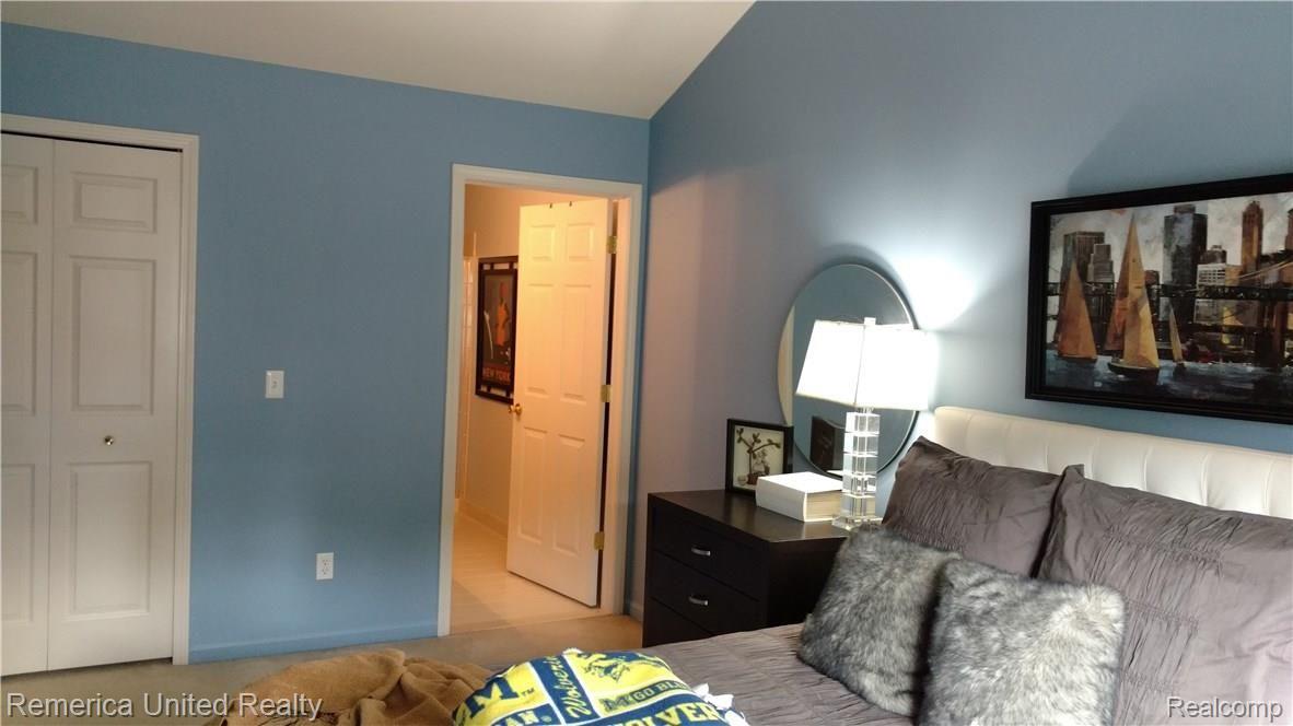 1717 Deepwood Circle, Unit 67 Rochester, MI 48307 - Photo 14 of 16 IMG_20160709_132826897.jpg