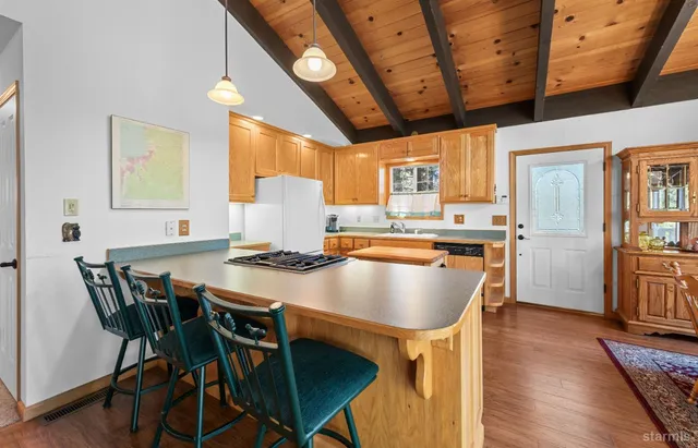 $698,000 | 2480 Sierra House Trail, South Lake Tahoe, CA 96150