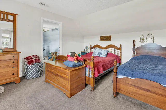 $390,000 | 1071 Little Mountain Road, Wellford, SC 29385