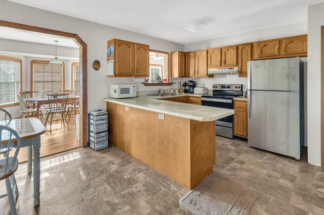 $390,000 | 1071 Little Mountain Road, Wellford, SC 29385