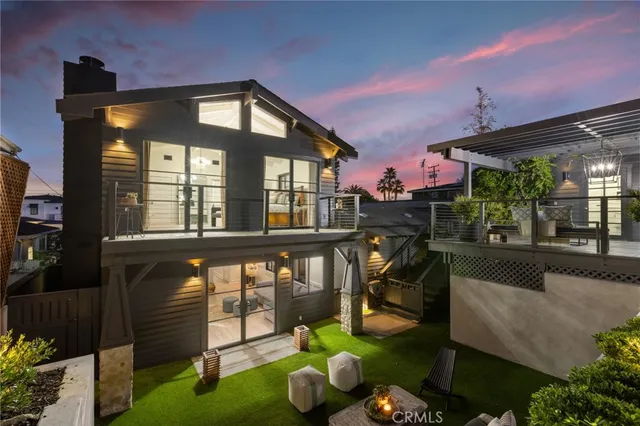 an aerial view of multiple house