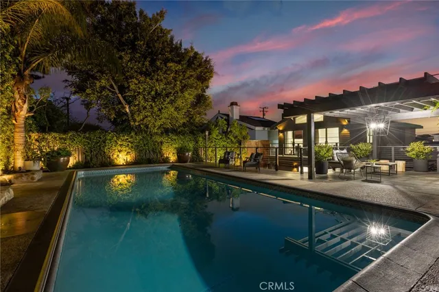 $25,000 | 1012 10th Street, Manhattan Beach, CA 90266