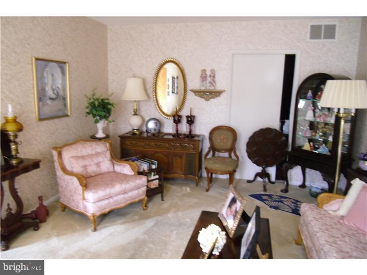 476 Station Road Roebling, NJ 08554 - Photo 4 of 15
