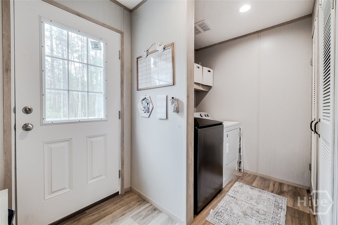 69 Babe Landon Lane Fleming, GA 31309 - Photo 32 of 48 Laundry Room