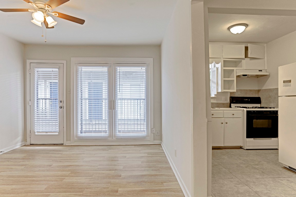 2202 Park Street, Unit 5 Houston, TX 77019 - Photo 2 of 8