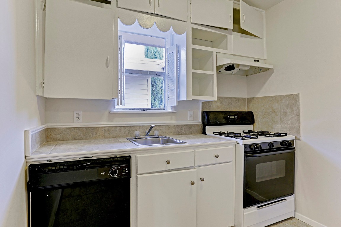 2202 Park Street, Unit 5 Houston, TX 77019 - Photo 4 of 8