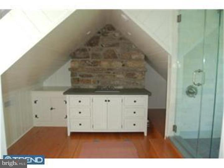 3211 North Sugan Road New Hope, PA 18938 - Photo 12 of 25 Gallery Image 12