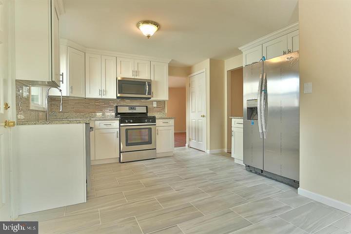 6324 Cipriano Road Lanham, MD 20706 - Photo 3 of 15 Gallery Image 3