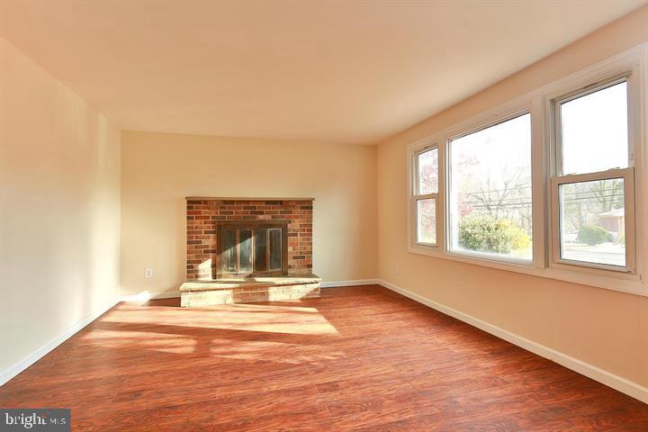 6324 Cipriano Road Lanham, MD 20706 - Photo 6 of 15 Gallery Image 6