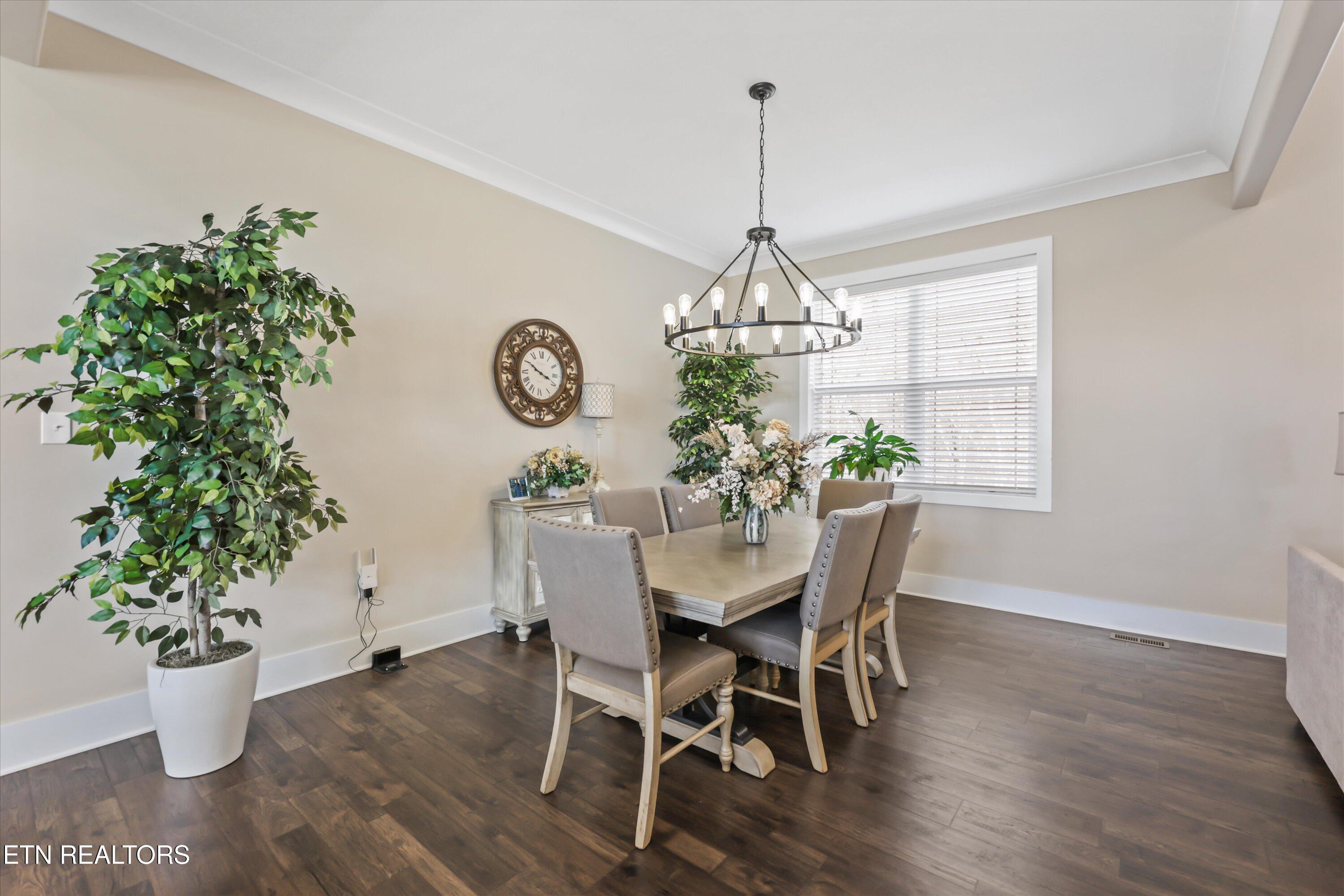 8521 Reed Drive Powell, TN 37849 - Photo 17 of 60 17-8521 Reed Dr 11