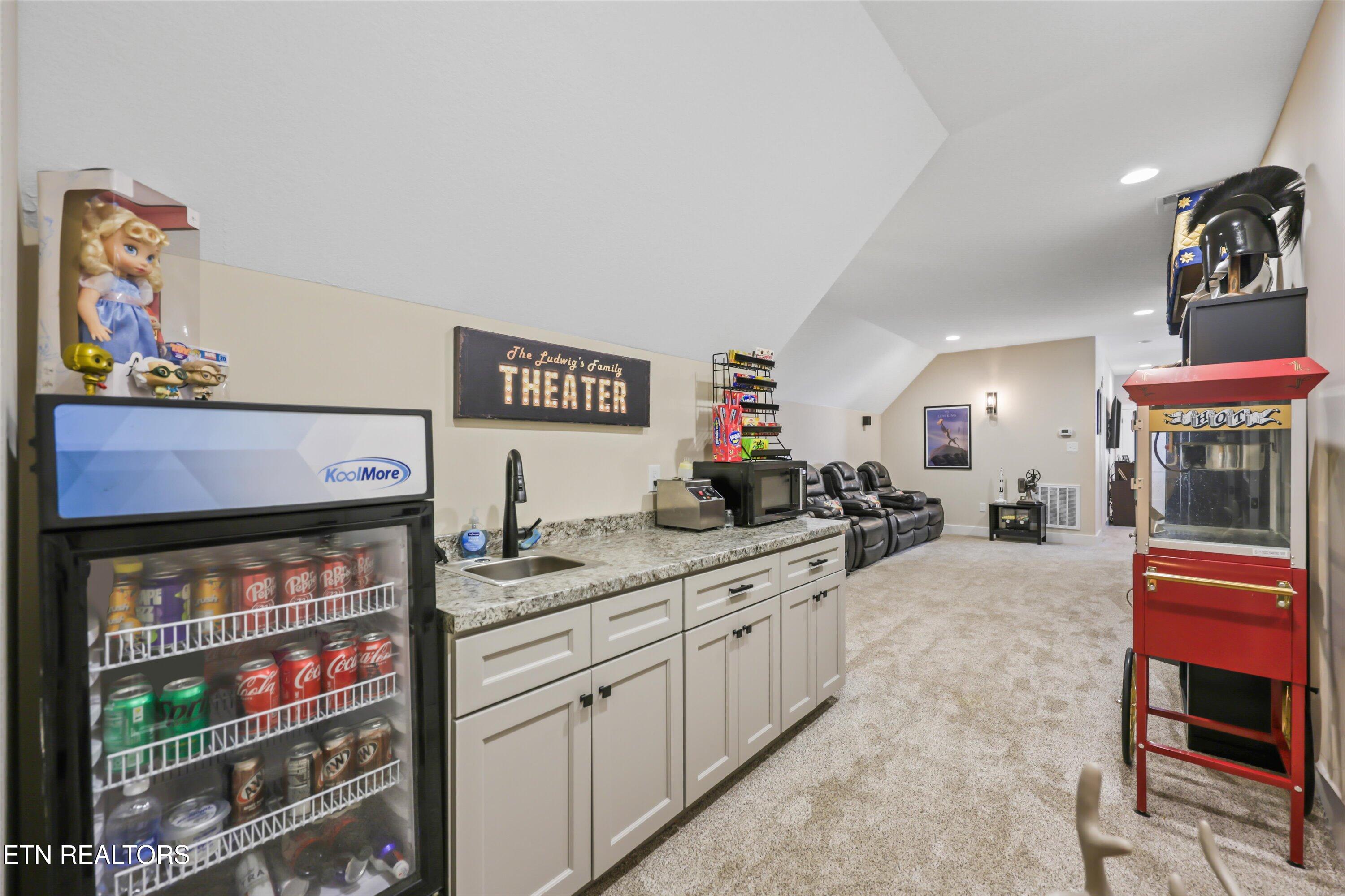 8521 Reed Drive Powell, TN 37849 - Photo 27 of 60 50-8521 Reed Dr 55