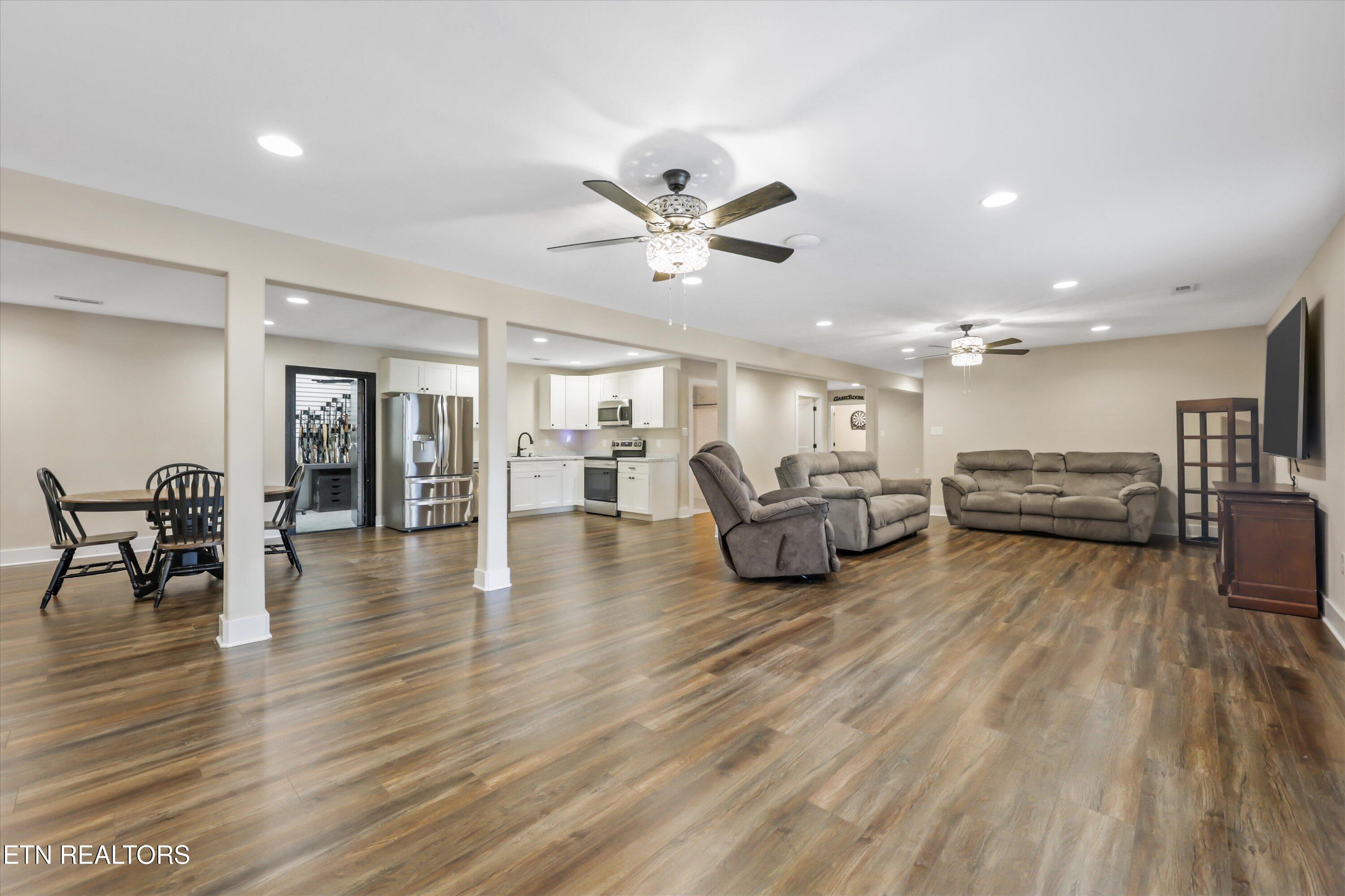 8521 Reed Drive Powell, TN 37849 - Photo 30 of 60 36-8521 Reed Dr 30