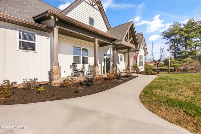 $1,749,999 | 8521 Reed Drive, Powell, TN 37849