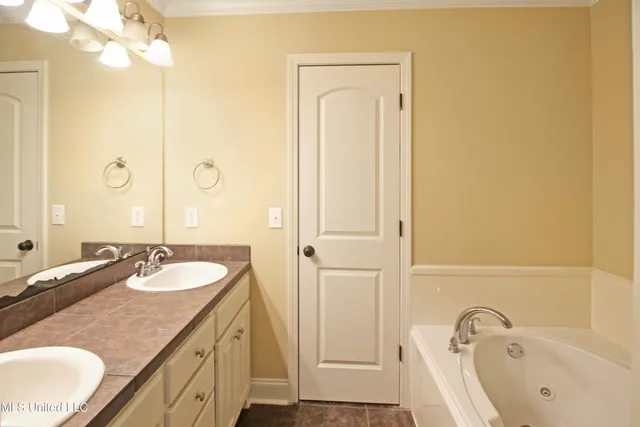 $2,350 | 810 Windlass Cove, Brandon, MS 39047