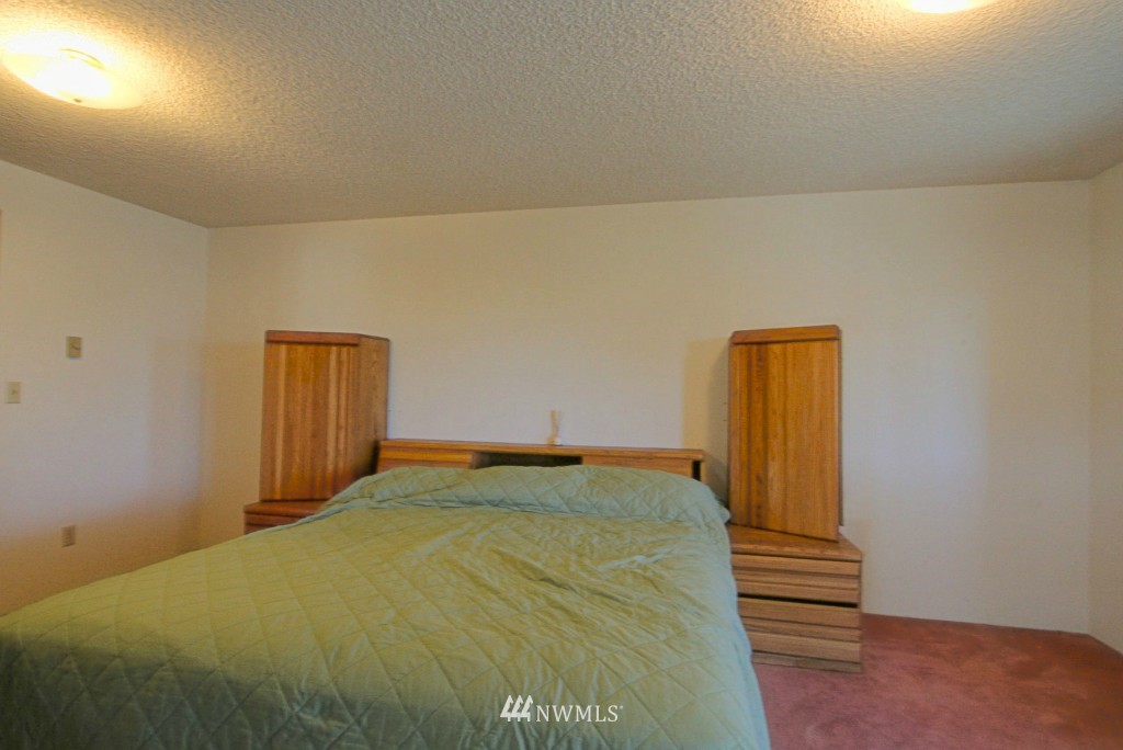 8026 Comox Road Birch Bay, WA 98230 - Photo 12 of 22 Gallery Image 12
