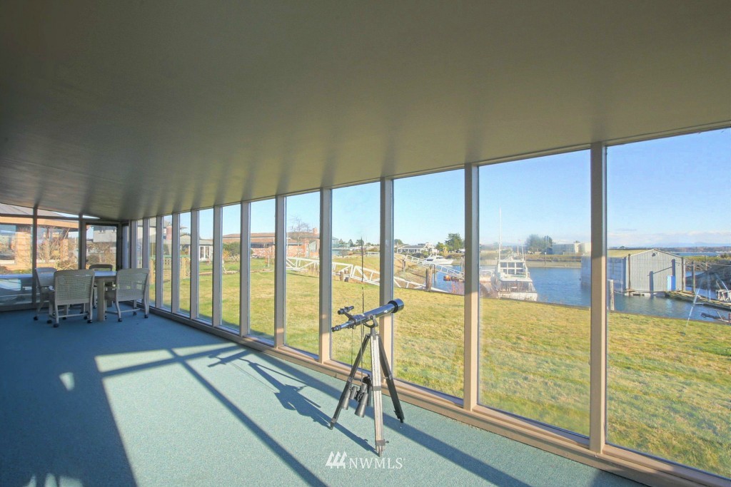 8026 Comox Road Birch Bay, WA 98230 - Photo 3 of 22 Gallery Image 3
