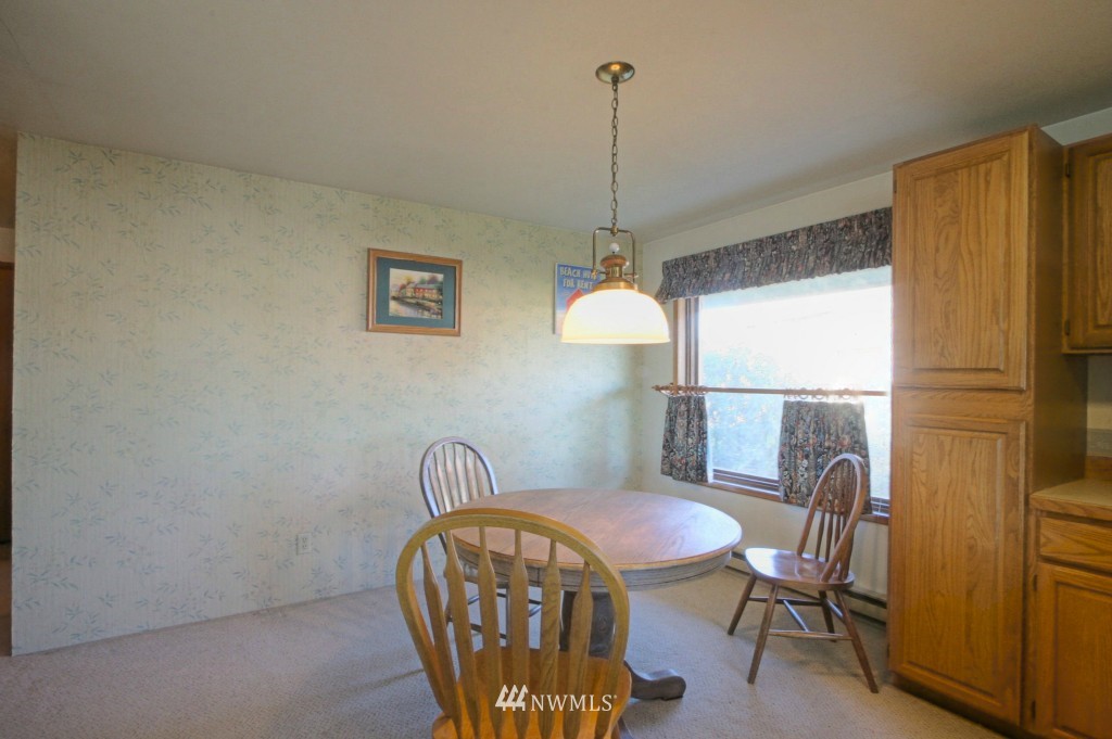 8026 Comox Road Birch Bay, WA 98230 - Photo 10 of 22 Gallery Image 10