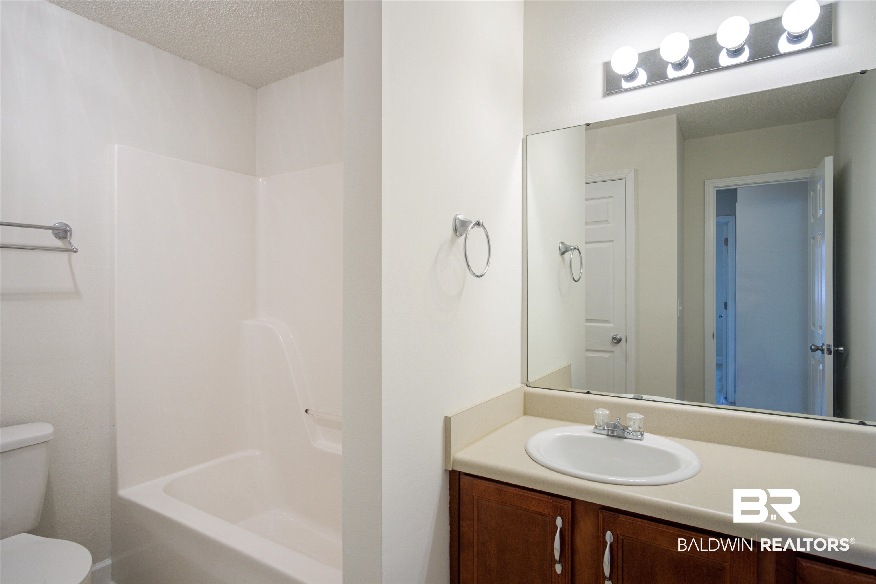 12362 Moon Glow Street Foley, AL 36535 - Photo 12 of 27 Gallery Image 12