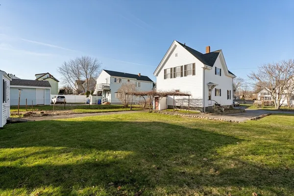 $575,000 | 9 Blinns Court, Taunton, MA 02780