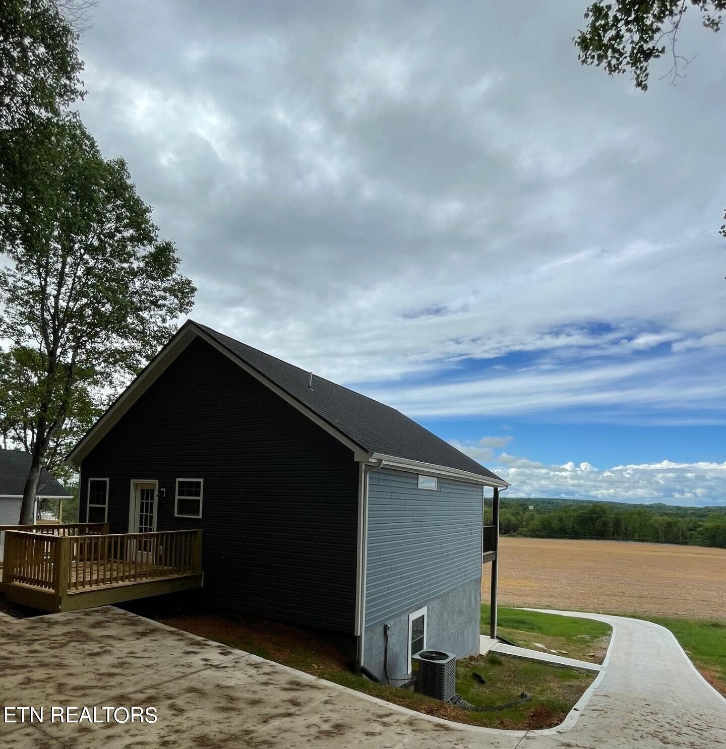 120 Waymier Road Sweetwater, TN 37874 - Photo 4 of 23 Gallery Image 4