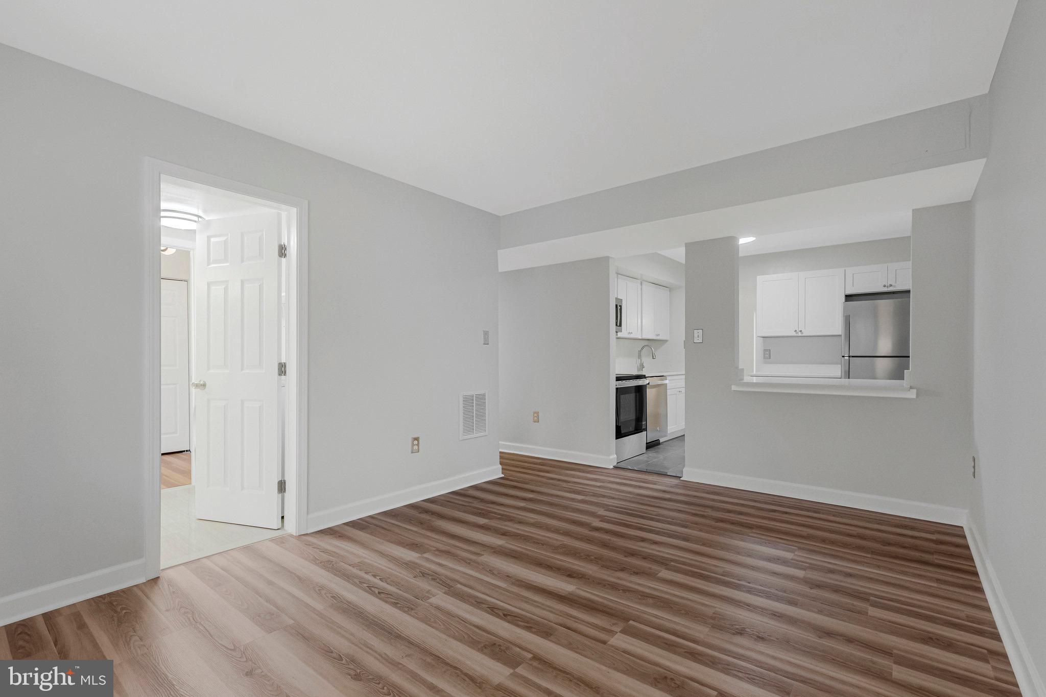 1801 Ivy Oak Square, Unit 65 Reston, VA 20190 - Photo 35 of 43