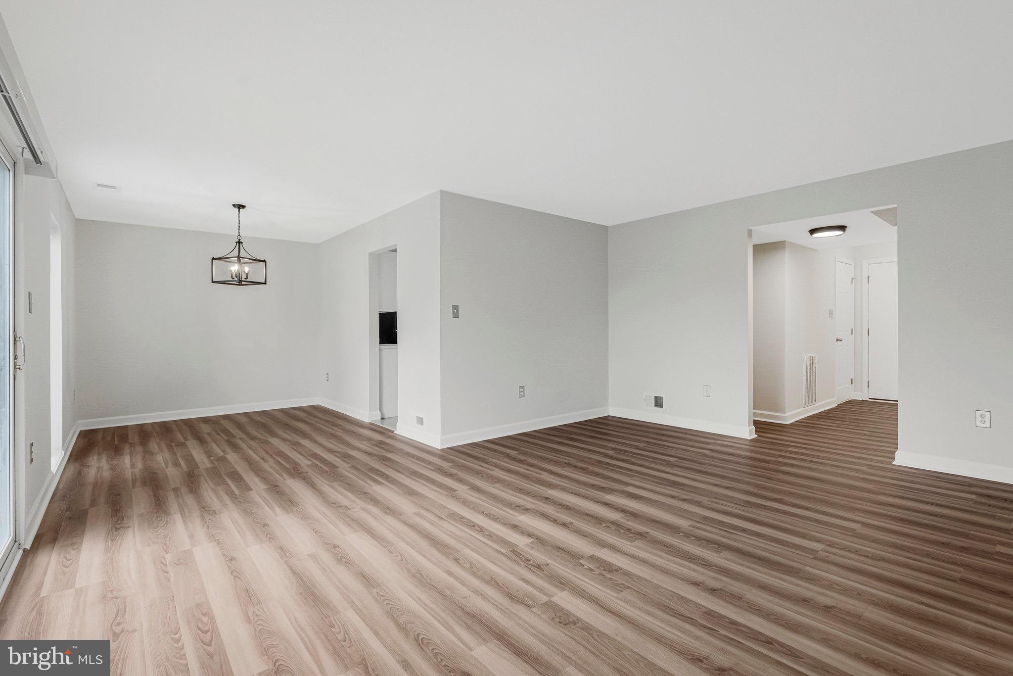 1801 Ivy Oak Square, Unit 65 Reston, VA 20190 - Photo 9 of 43